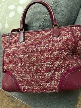 Coach 2018 Woven Burgundy Tweed Tote Bag - Elegant Women's Handbag